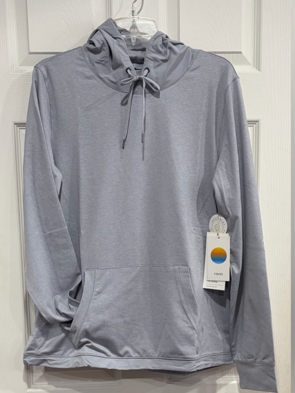 Vuori Men's Medium Sunday Element Hoodie Platinum Heather Grey NWT 4-Way Stretch